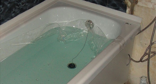 Установкой акрилового вкладыша | Римская